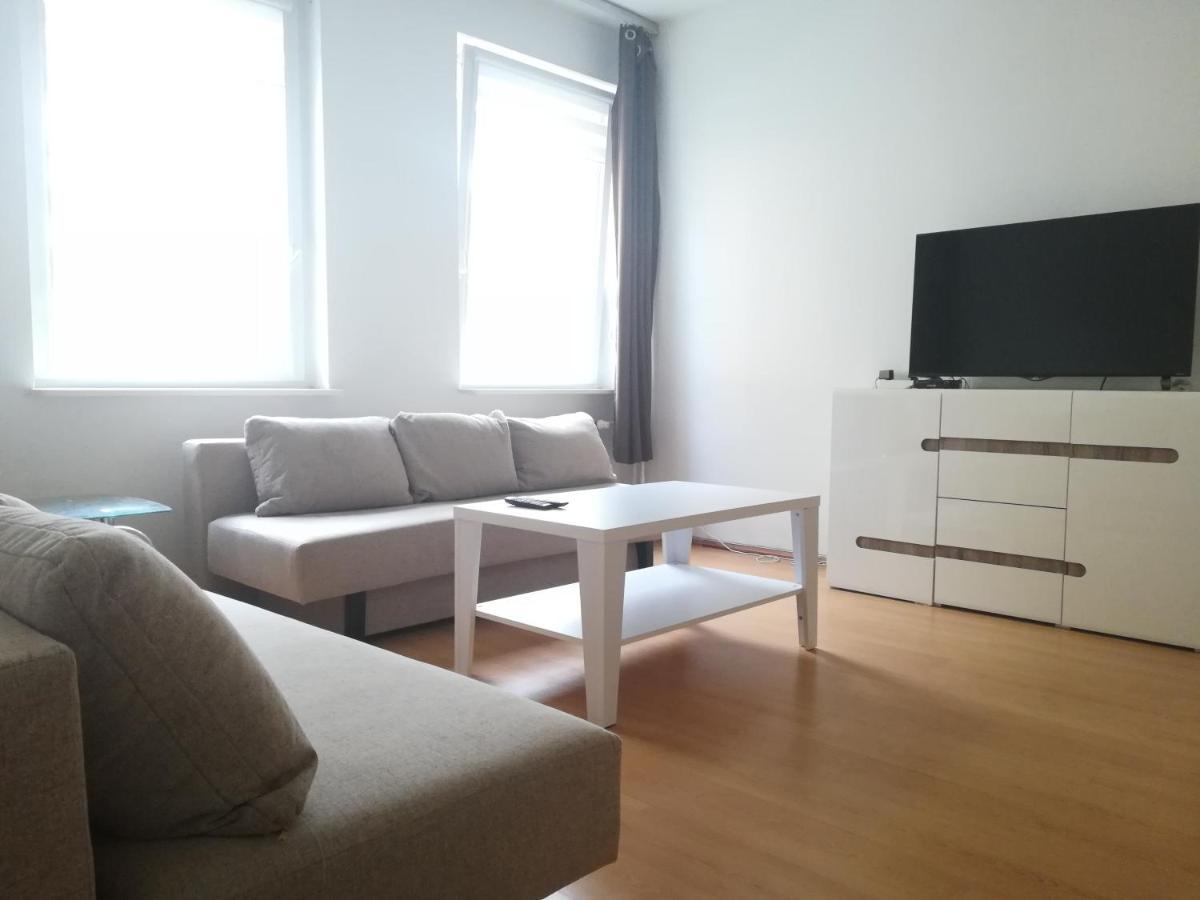 Apartament Blisko Morza Kolobrzeg-Podczele Leilighet Eksteriør bilde